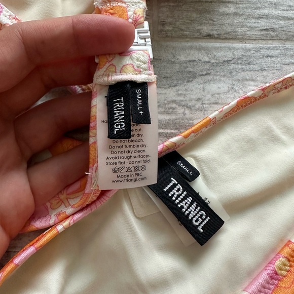 TRIANGL Floral Bikini Set - Picture 5 of 5